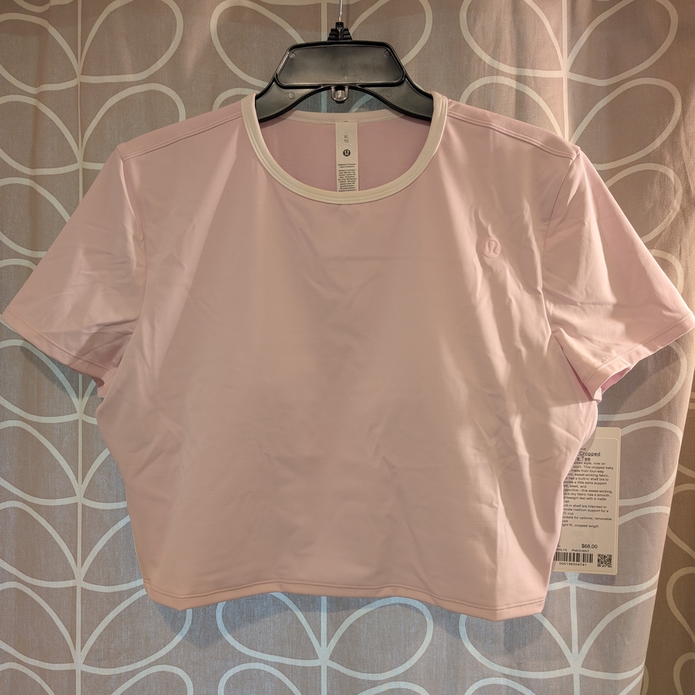 NWT Lululemon Tight-Fit Cropped Shelf-Bra T-Shirt Light Support, B/C Cup XL